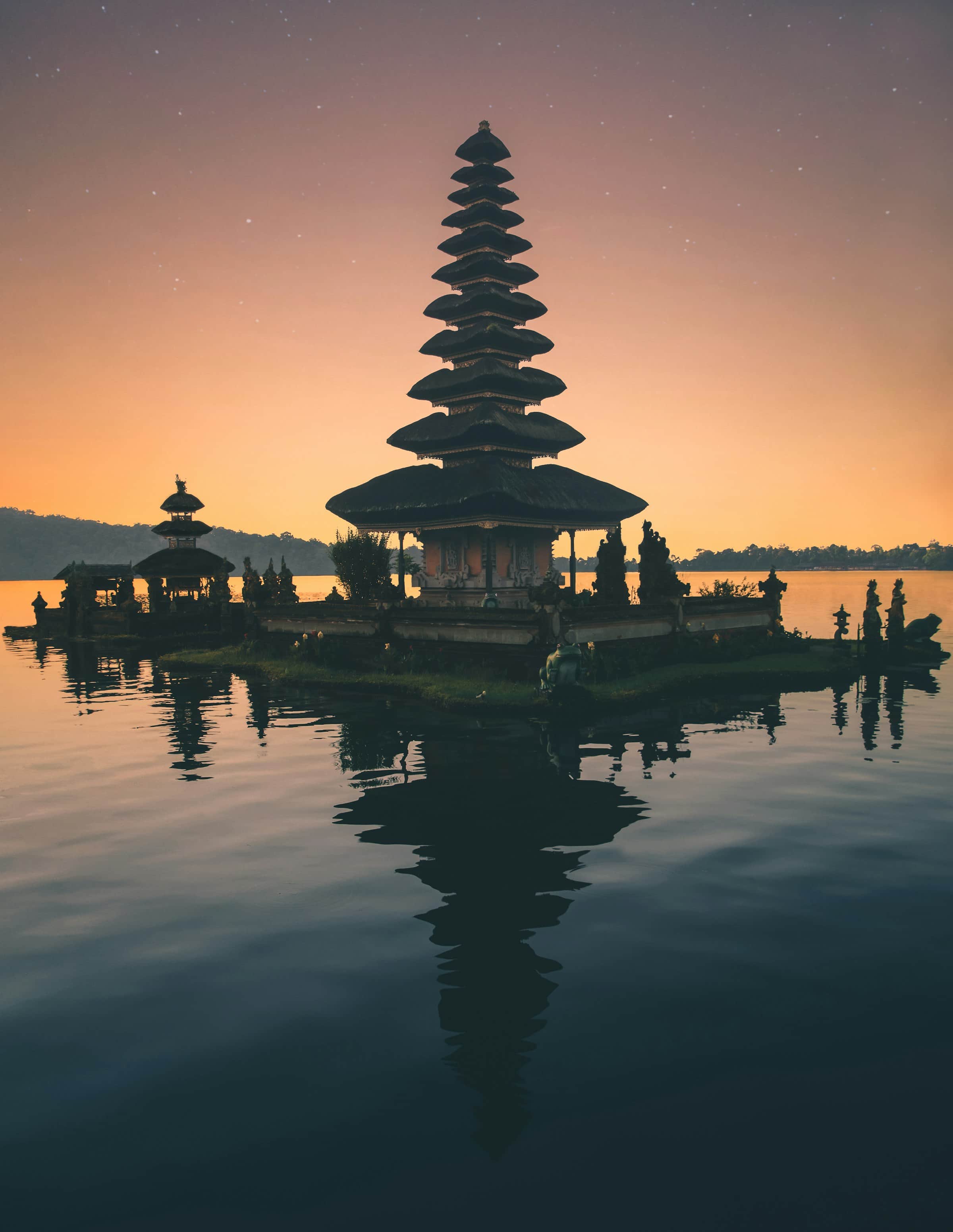 Pura Ulun Danu Bratan silhouetted at sunset